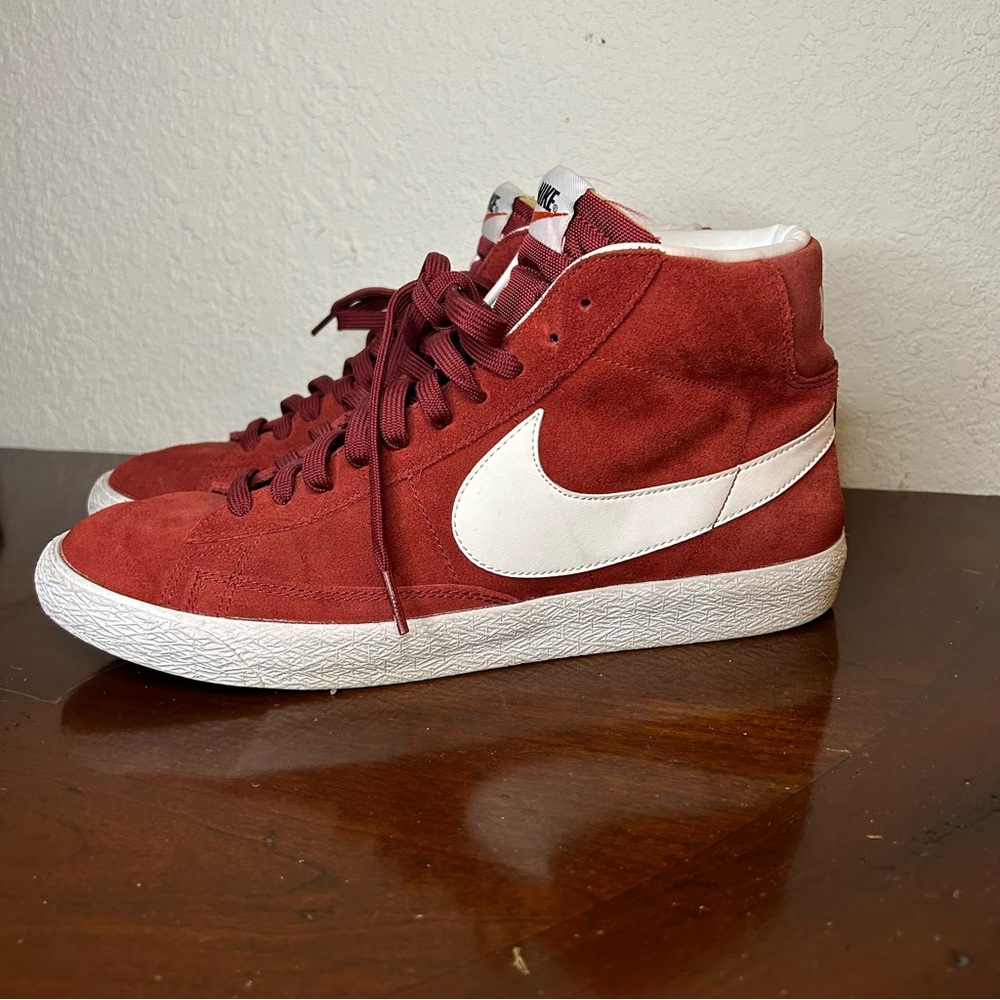 Nike Blazer Premium Mid Top Red Suede